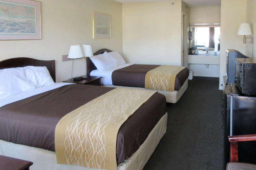 Quality Inn & Suites Полис-Айленд Номер фото